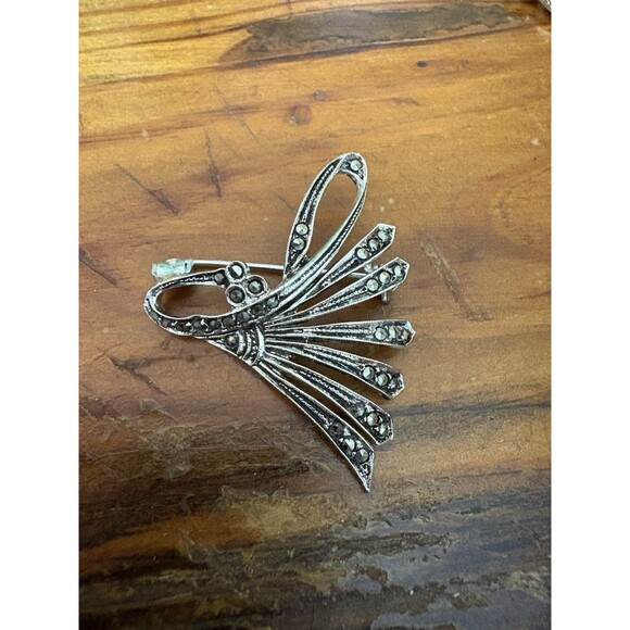 Vintage French Victorian Silver Tone Brooch -Marcasite Knot Shape Pin - Picture 1 of 6